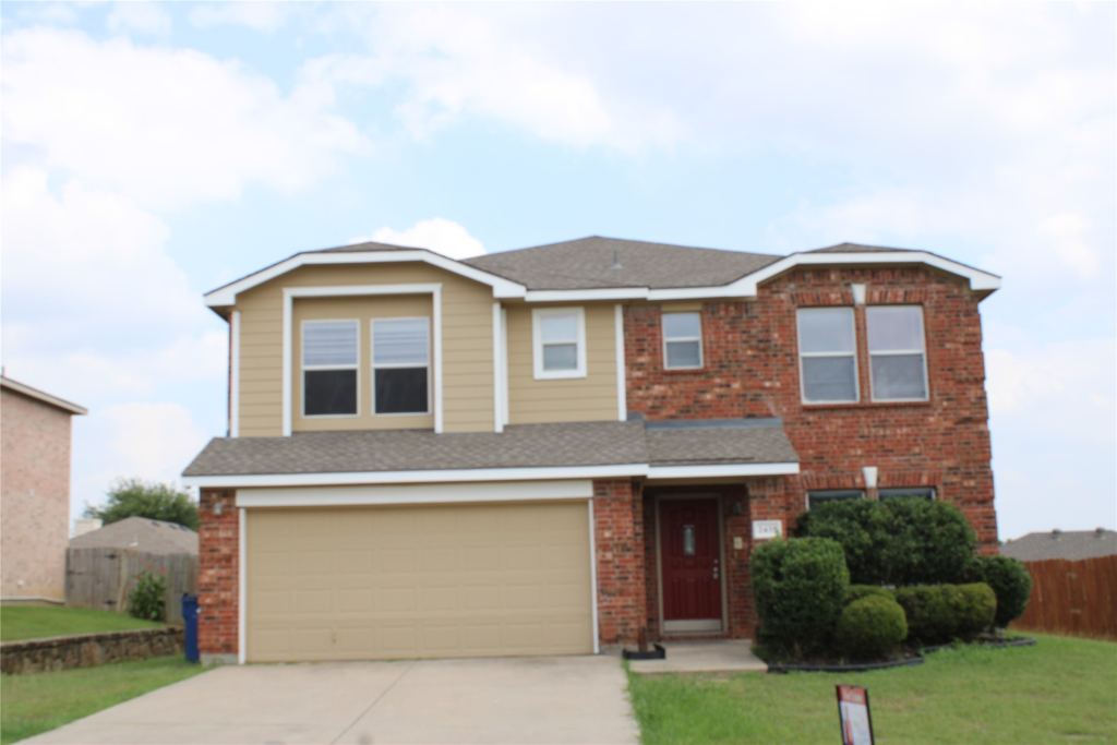 2435 Castle Pines Drive, Burleson, TX 76028 — photo 1