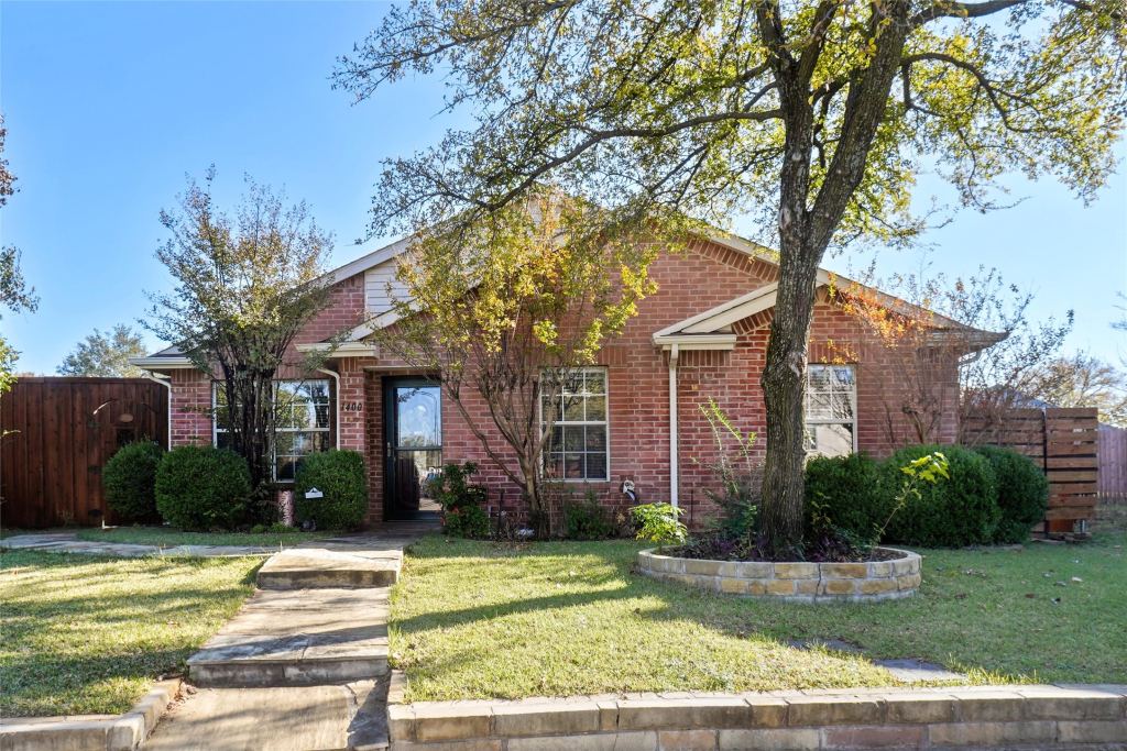 1400 Di Orio Drive, Lewisville, TX 75067 — photo 1