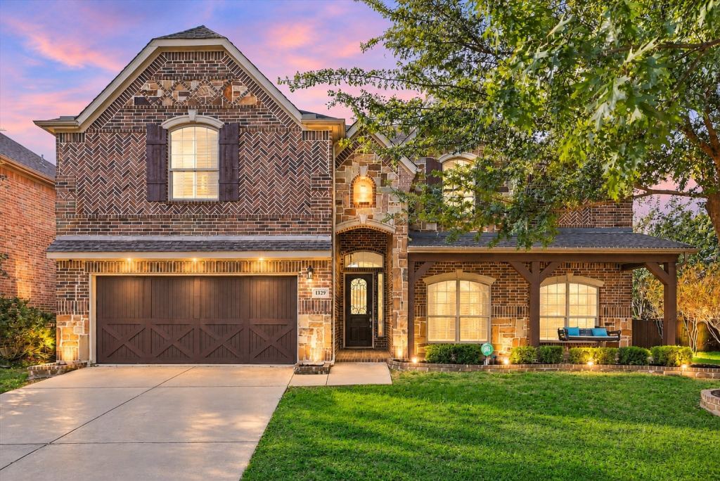 1329 Bateman Lane