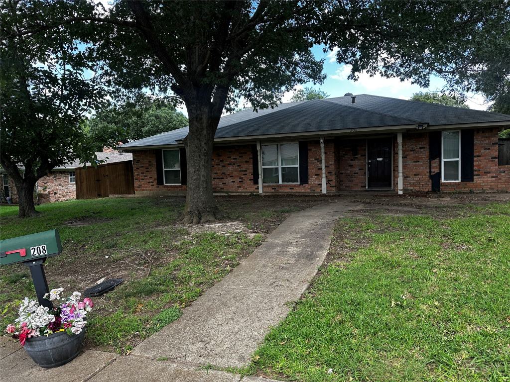 208 Connie Drive, DeSoto, TX 75115 — photo 1