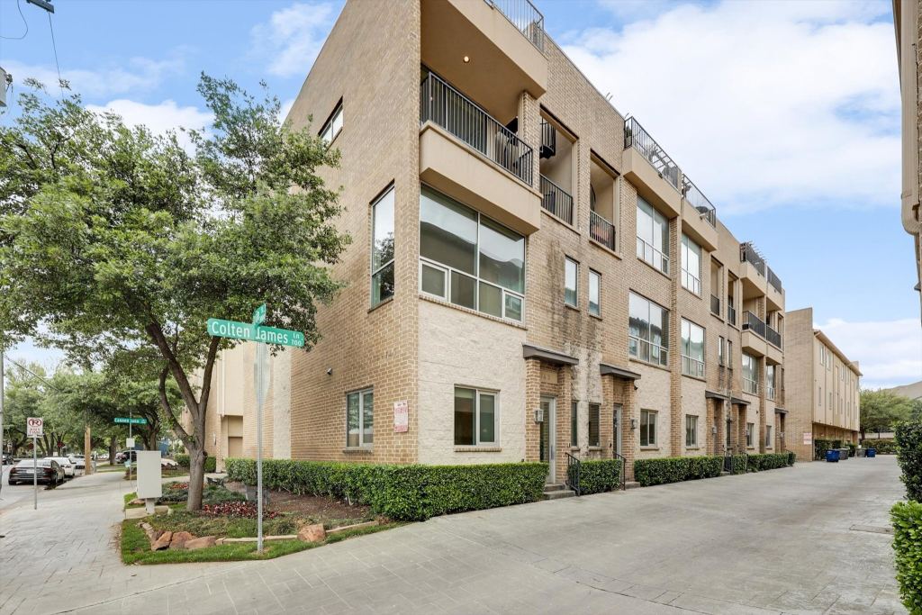 745 Cannen John Lane, Dallas, TX 75204 — photo 1