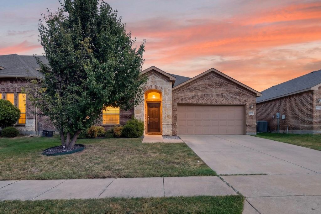 2100 McAllister, Princeton, TX 75407 — photo 1