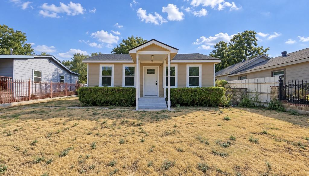 3019 NW 27th Street, Fort Worth, TX 76106 — photo 1