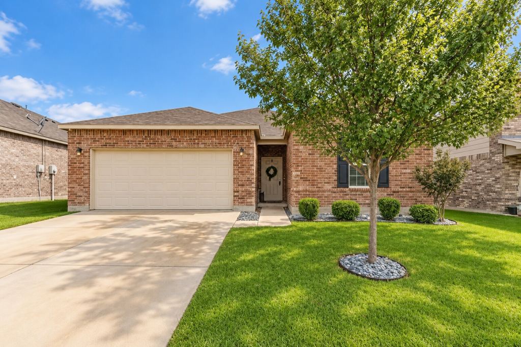 412 Magma Drive, Fort Worth, TX 76131 — photo 1