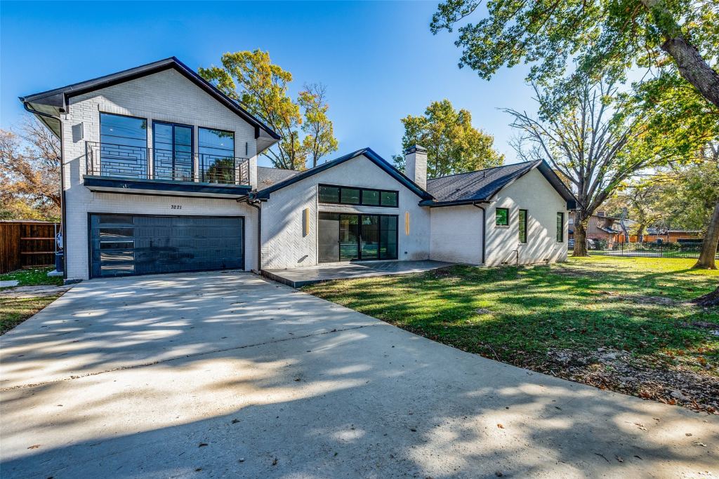 3221 S Glenbrook Drive, Garland, TX 75041 — photo 1