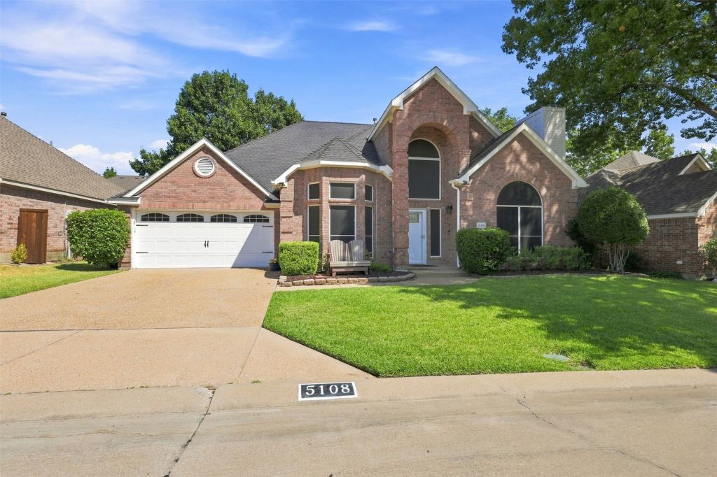 5108 Feather Crest