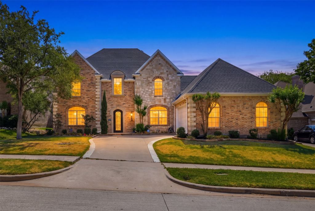 7506 Briarglen Court, Garland, TX 75044 — photo 1