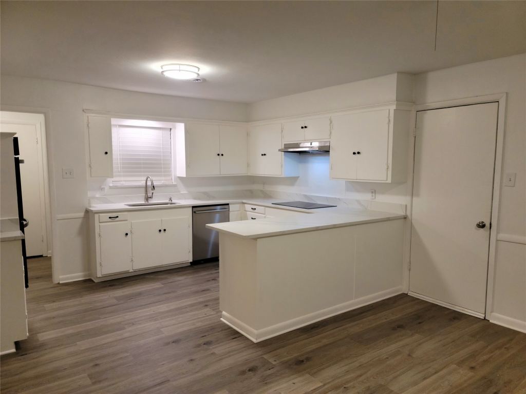 501 Royal Crest Drive, Richardson, TX 75081 — photo 1