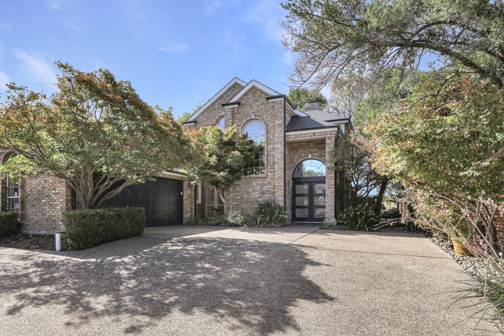 2912 Bluffview Drive, Garland, TX 75043 — photo 1