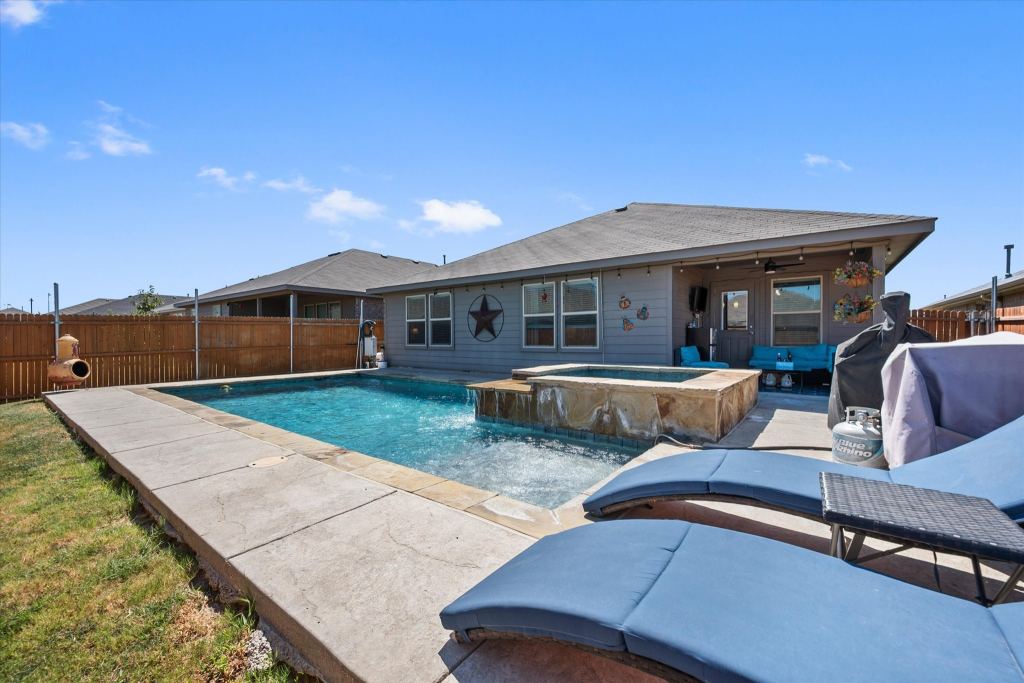 10321 Fort Belknap Trail, Crowley, TX 76036 — photo 1