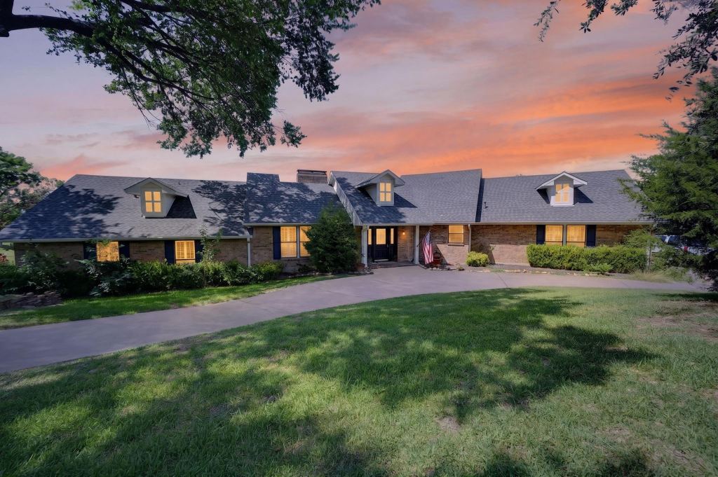 12 Meadowlake Drive, Heath, TX 75032 — photo 1