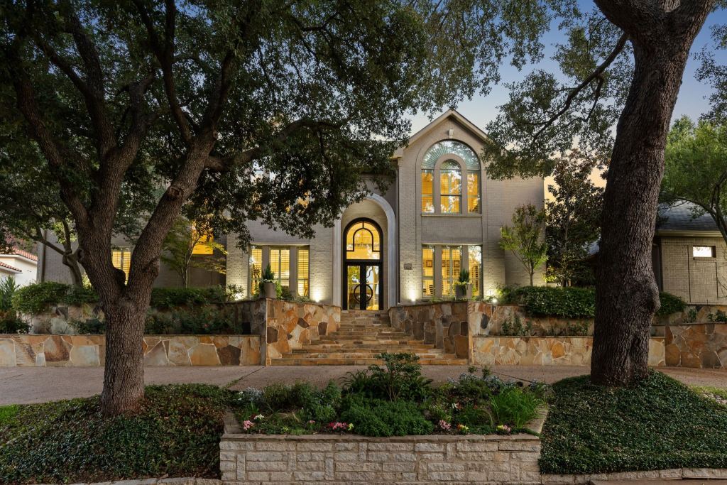 17704 Cedar Creek Canyon Drive, Dallas, TX 75252 — photo 1