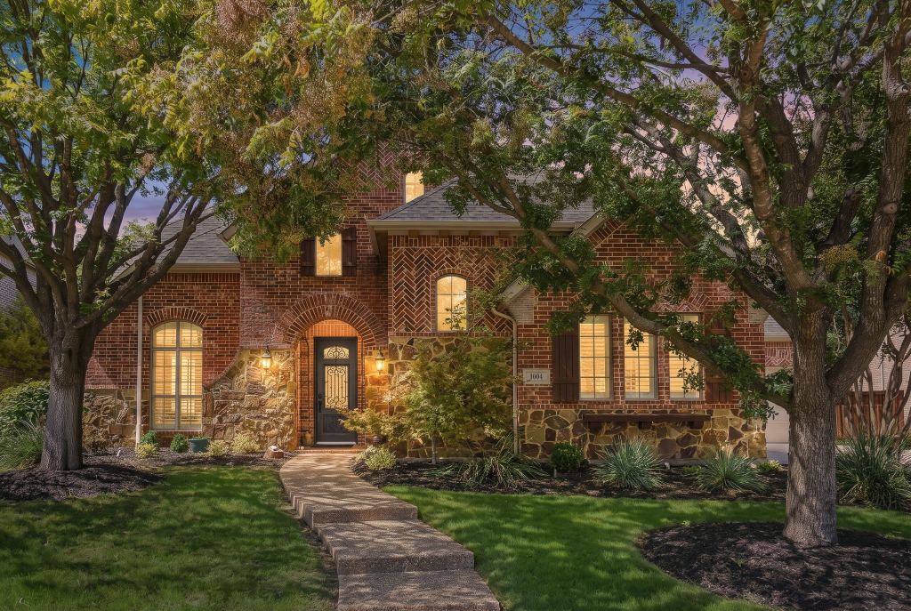 1004 Bristlewood Drive