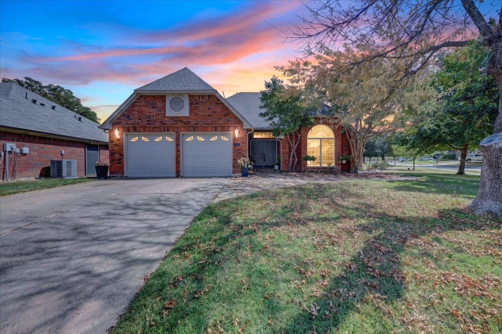 2417 Covington Drive, Flower Mound, TX 75028 — photo 1
