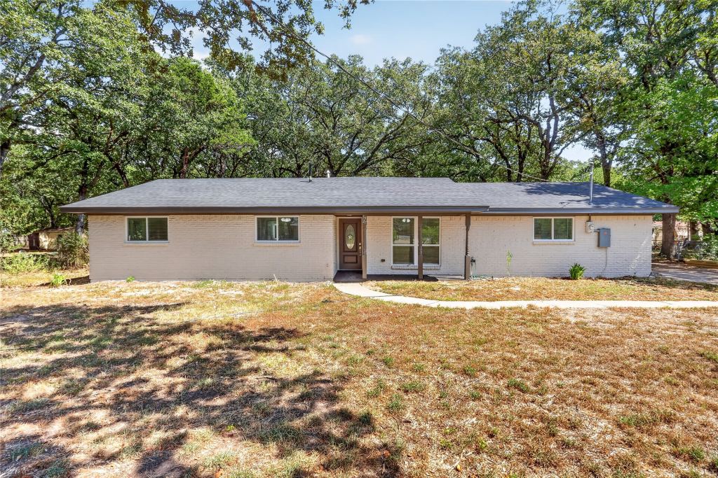 3927 County Road 3322, Greenville, TX 75402 — photo 1