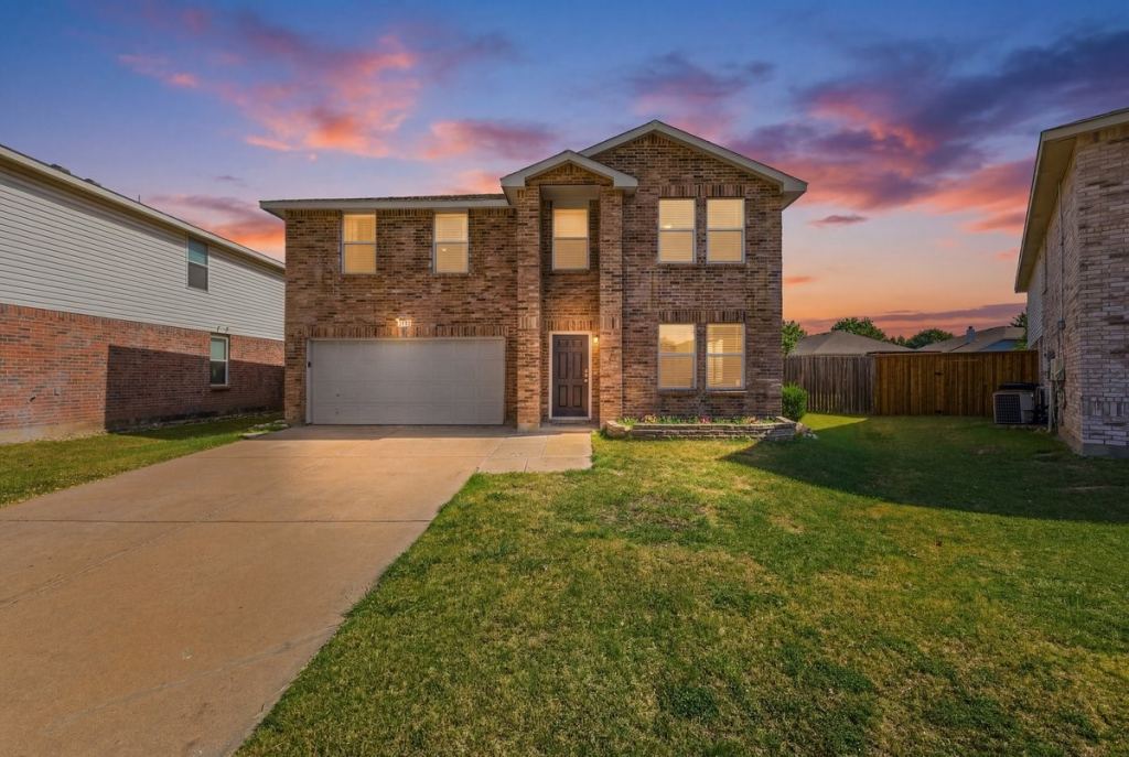 1741 Baxter Springs Drive, Fort Worth, TX 76247 — photo 1