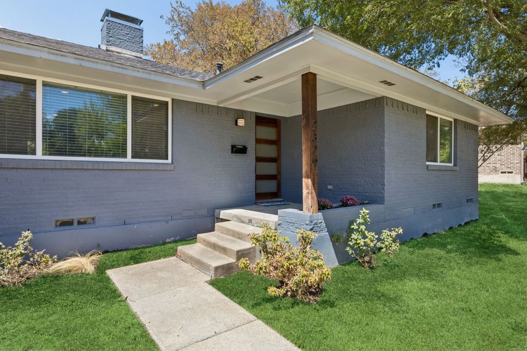 2329 Springhill Drive