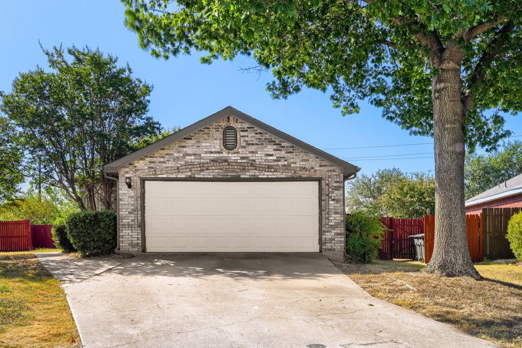 2202 Brookview Drive, McKinney, TX 75072 — photo 1