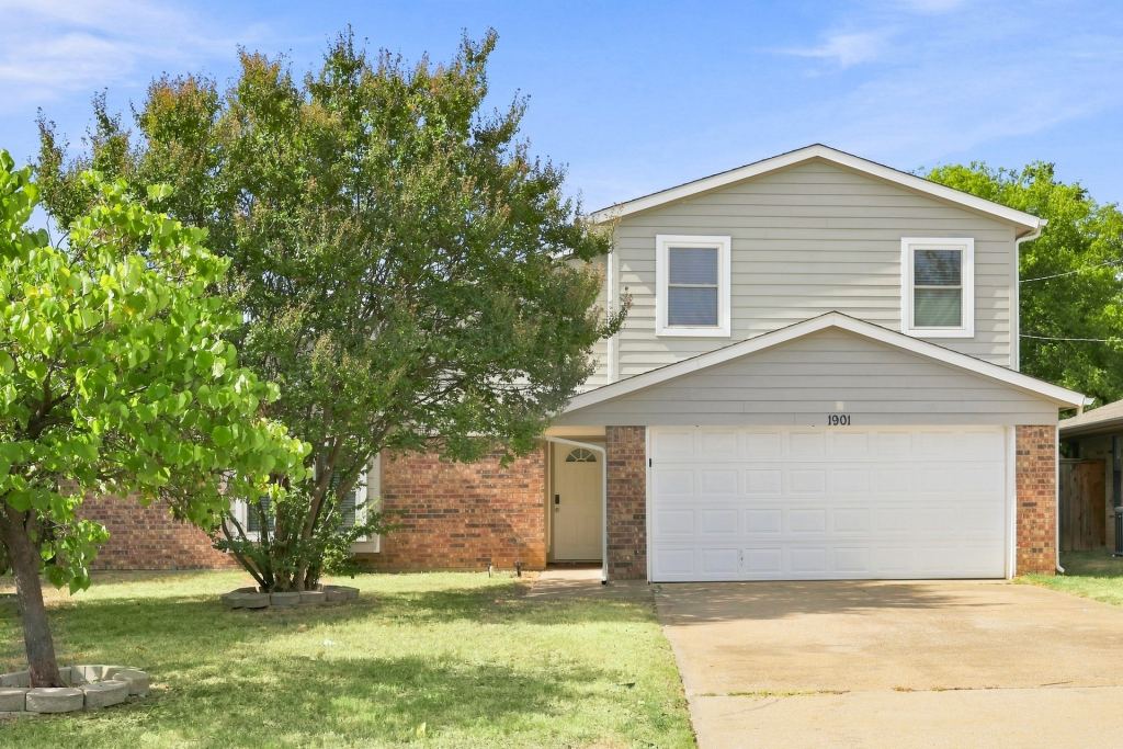 1901 Creek Wood Court, Irving, TX 75060 — photo 1