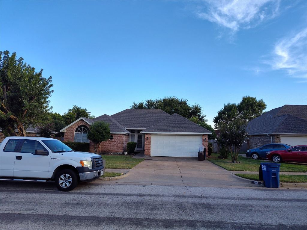 121 Canterbury Street, Euless, TX 76039 — photo 1