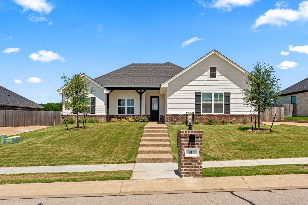 10117 Castleberry Lane