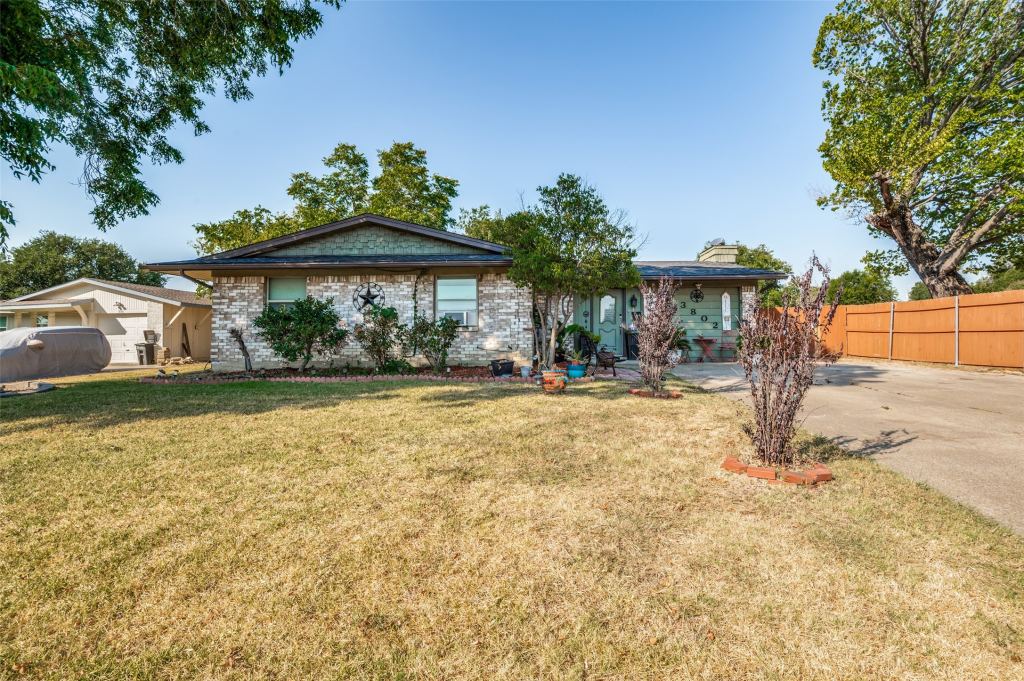 3802 Yellowstone Street, Irving, TX 75062 — photo 1