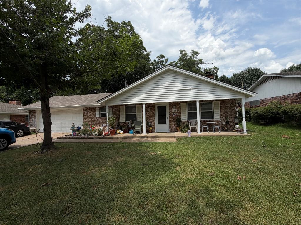 126 Poinsettia Circle, Terrell, TX 75160 — photo 1