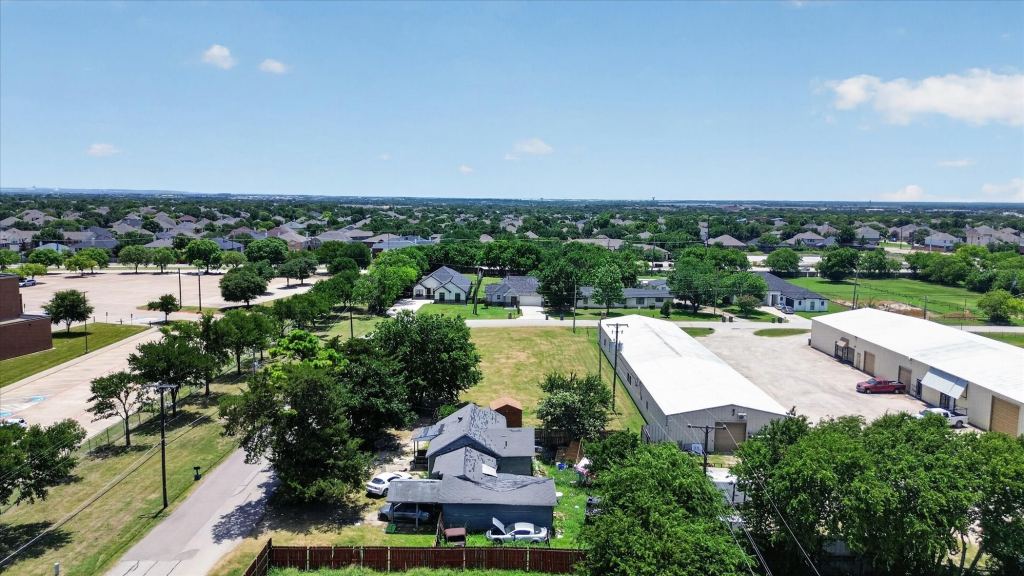 8006 Renee Drive, Arlington, TX 76001 — photo 1