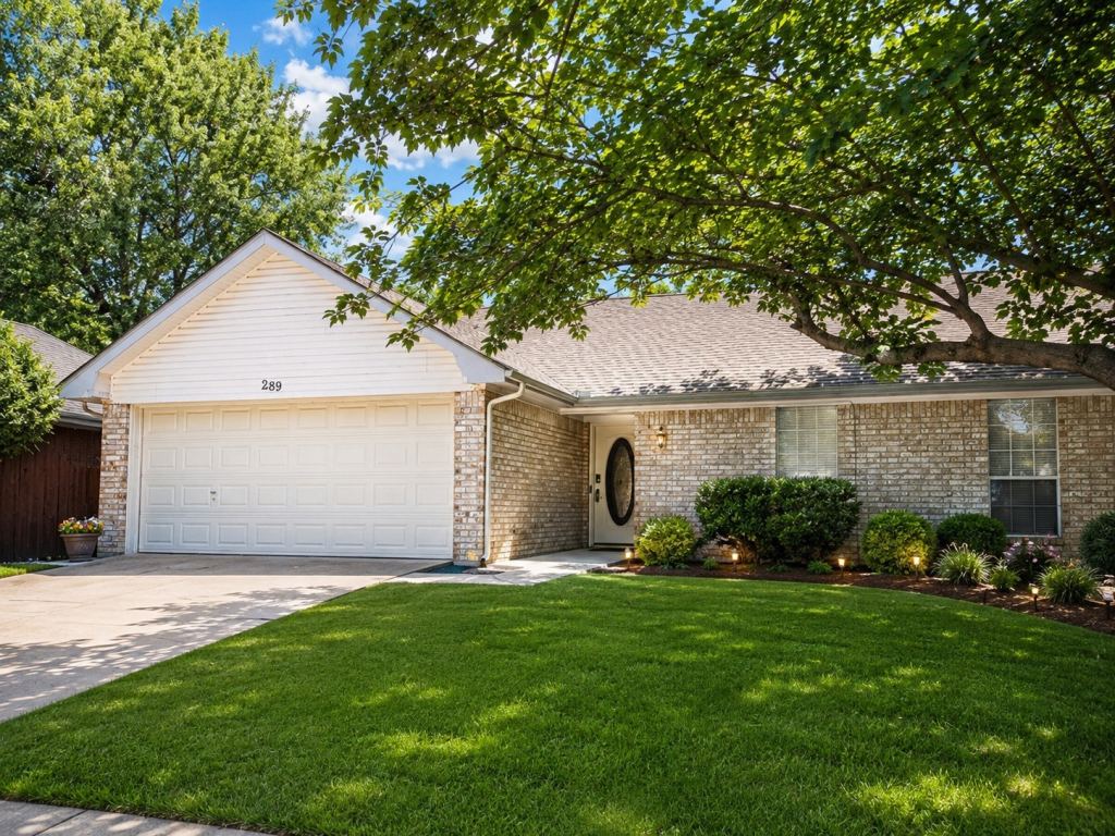 289 Casie Court, Denton, TX 76207 — photo 1