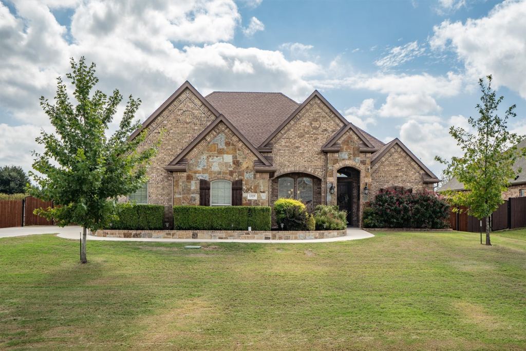 1325 Bluff Springs Drive