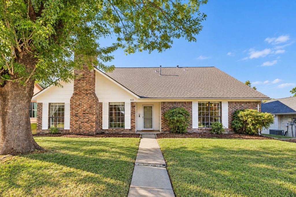 621 Torrance Drive, Garland, TX 75040 — photo 1