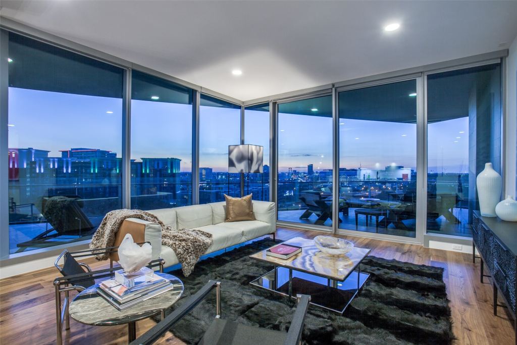 3130 N Harwood Street 1203, Dallas, TX 75201 — photo 1
