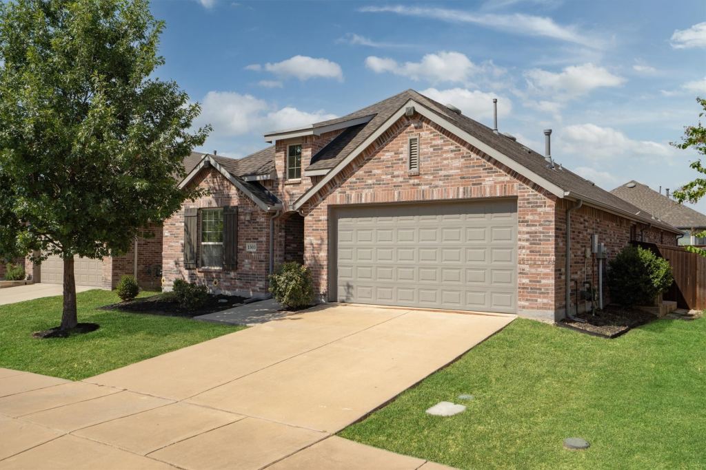 1505 Spoonbill Drive, Little Elm, TX 75068 — photo 1