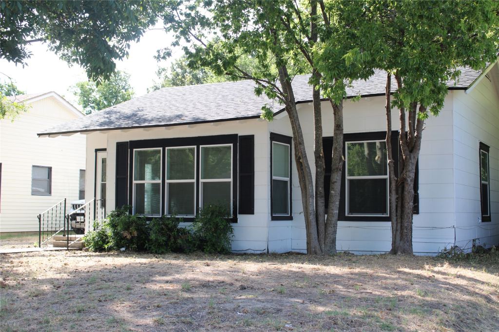 3712 leland Avenue, Waco, TX 76708 — photo 1