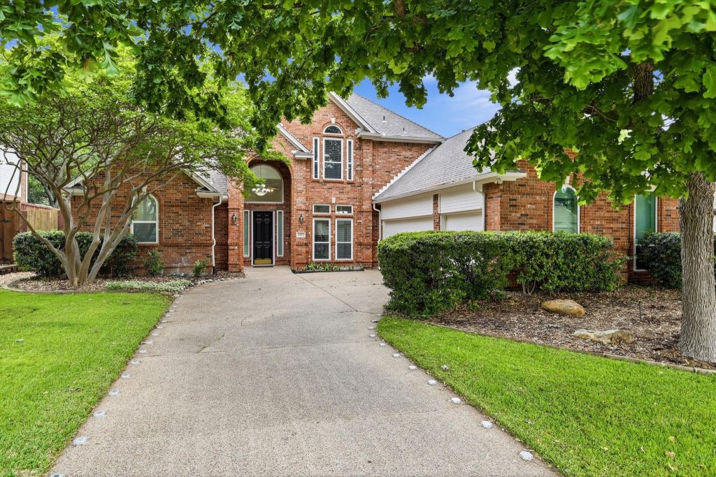 2105 Leeds Drive, Plano, TX 75025 — photo 1