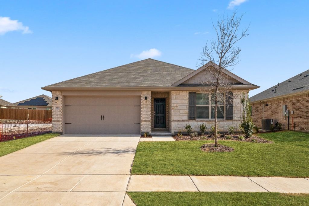 3915 Condor Drive, Crandall, TX 75114 — photo 1