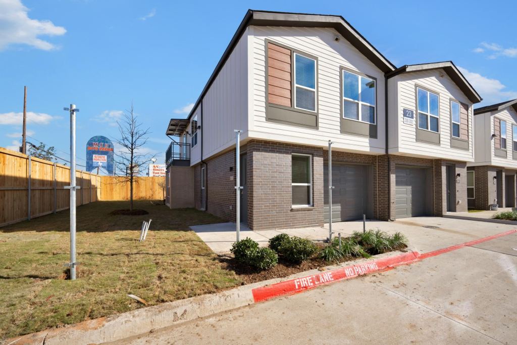 10030 Garland Road 1405, Dallas, TX 75218 — photo 1