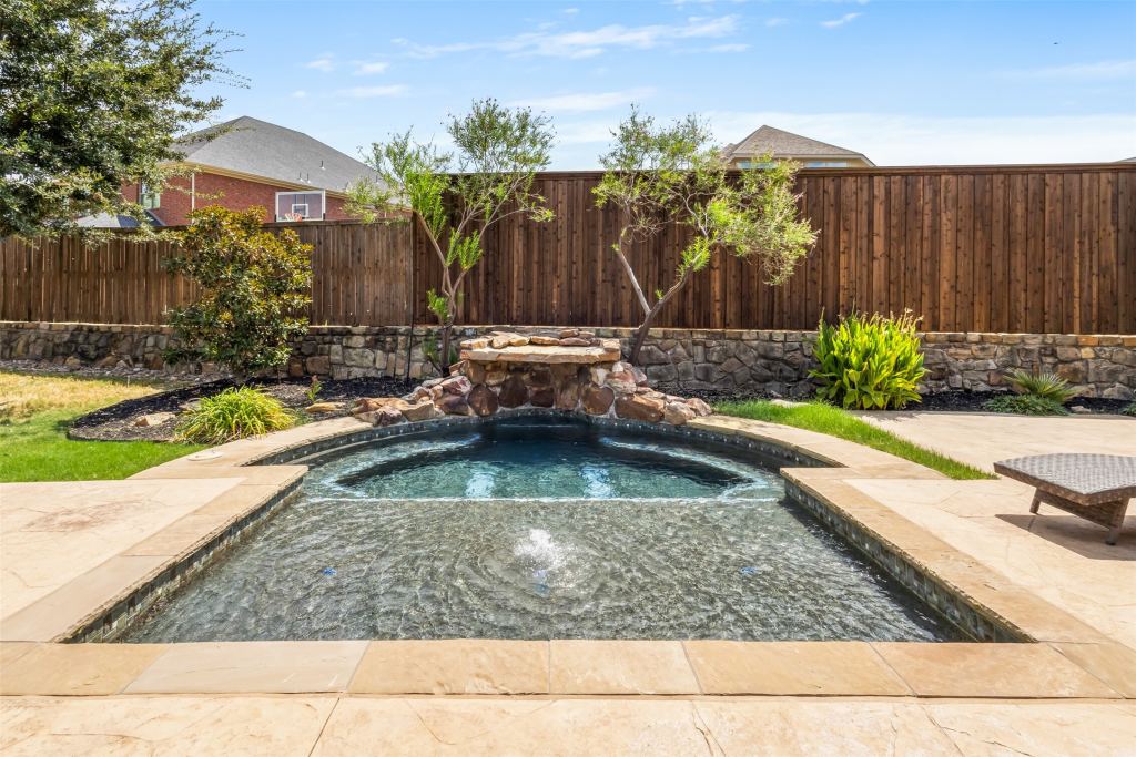 1139 Clearwater Drive, Frisco, TX 75036 — photo 1