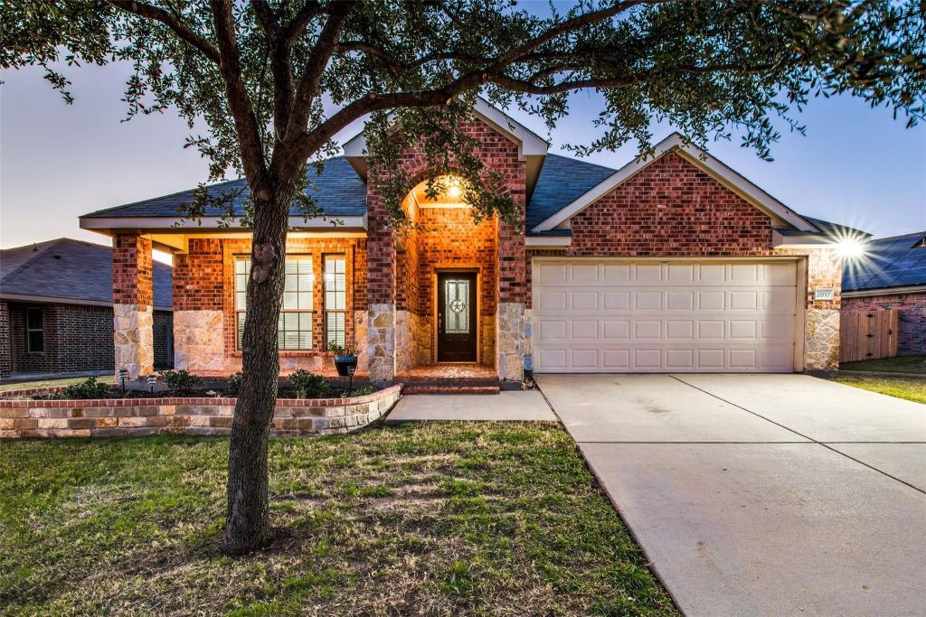 2017 Childress Drive, Forney, TX 75126 — photo 1