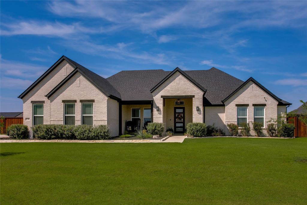 1730 Blackfoot Parkway, Waxahachie, TX 75165 — photo 1
