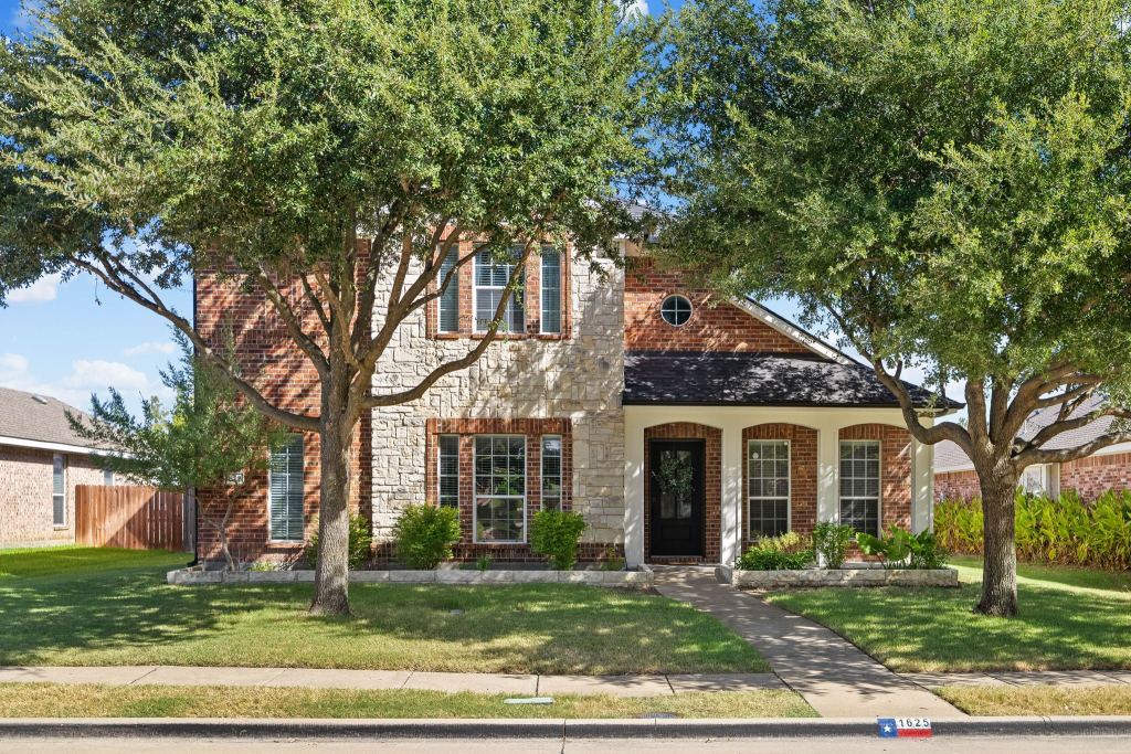 1625 Warm Springs Drive, Allen, TX 75002 — photo 1