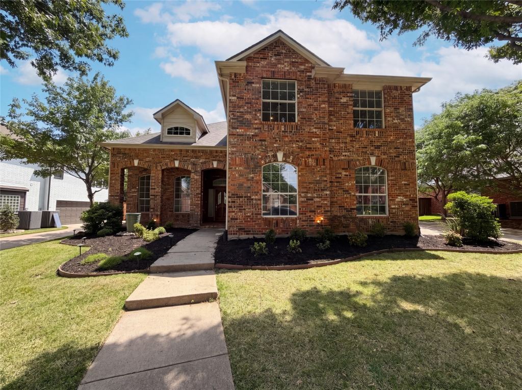 2211 Dana Drive