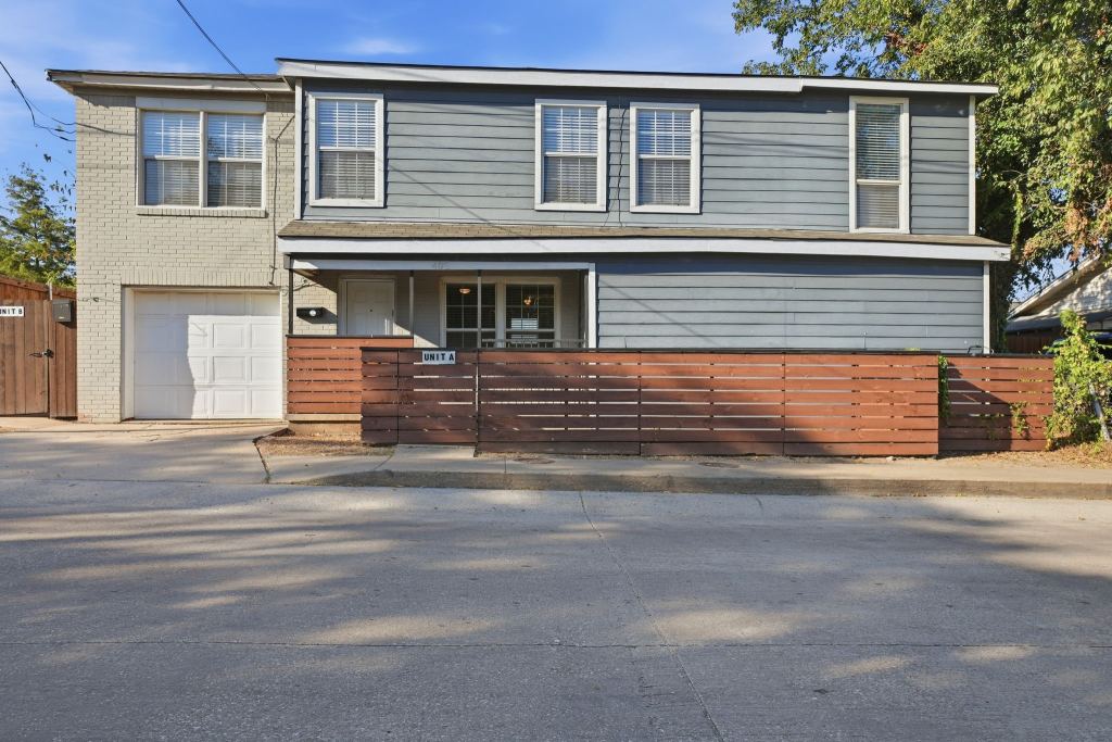 403 E Standifer Street, McKinney, TX 75069 — photo 1