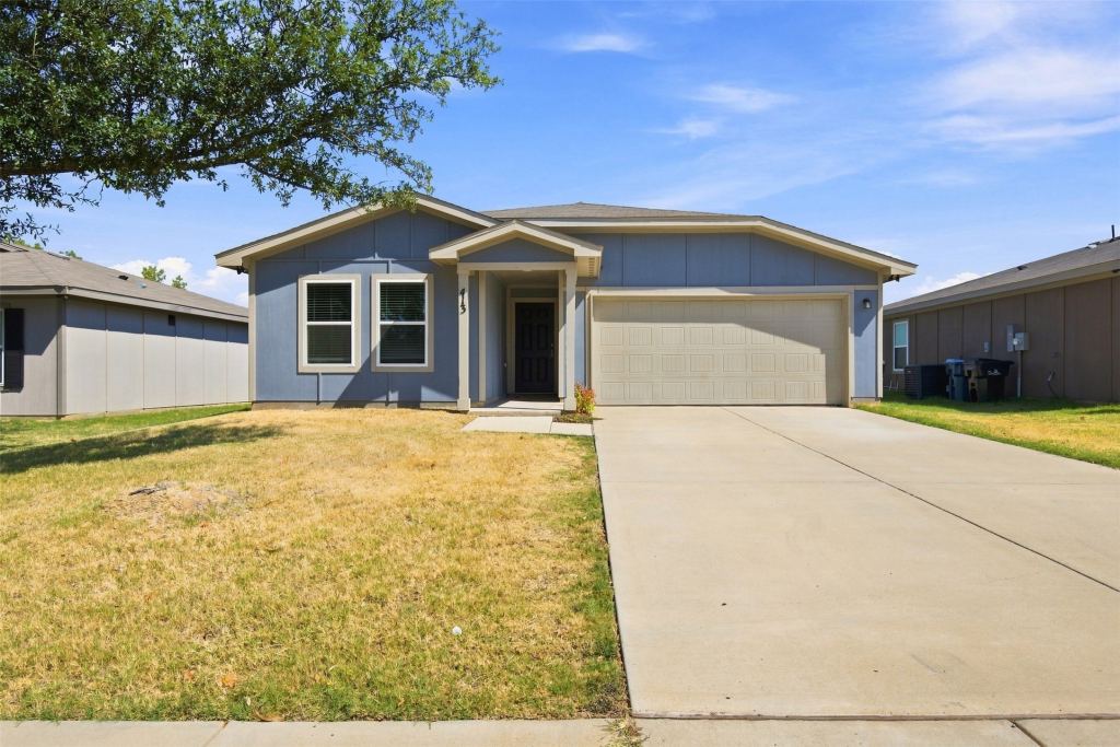 413 E Hull Street, Denison, TX 75020 — photo 1