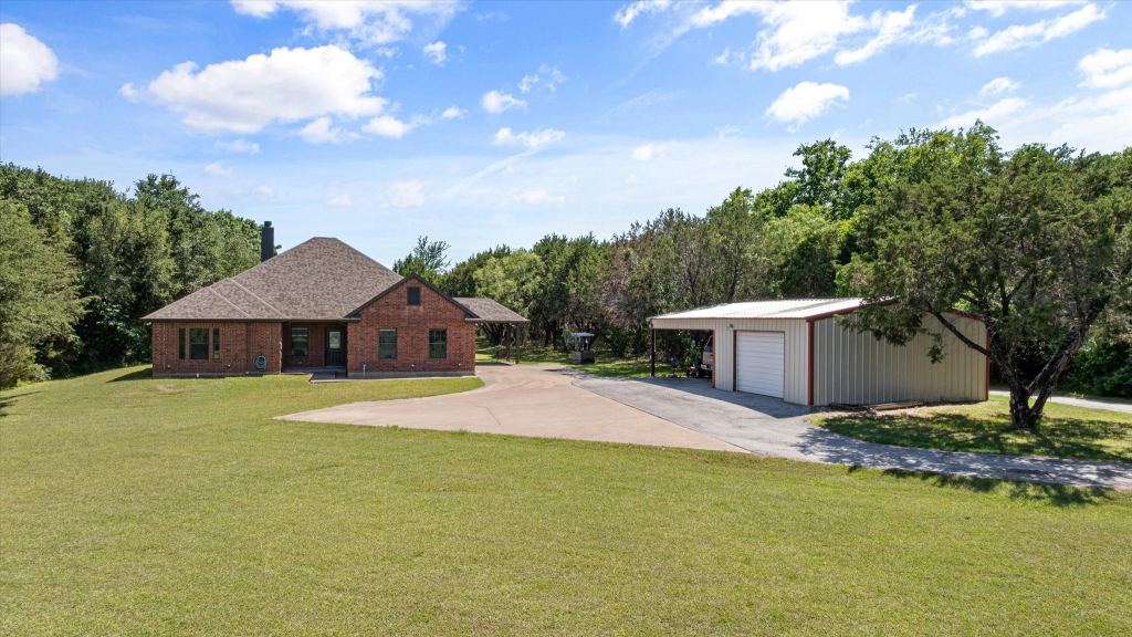 425 Indian Mountain Court, Granbury, TX 76048 — photo 1