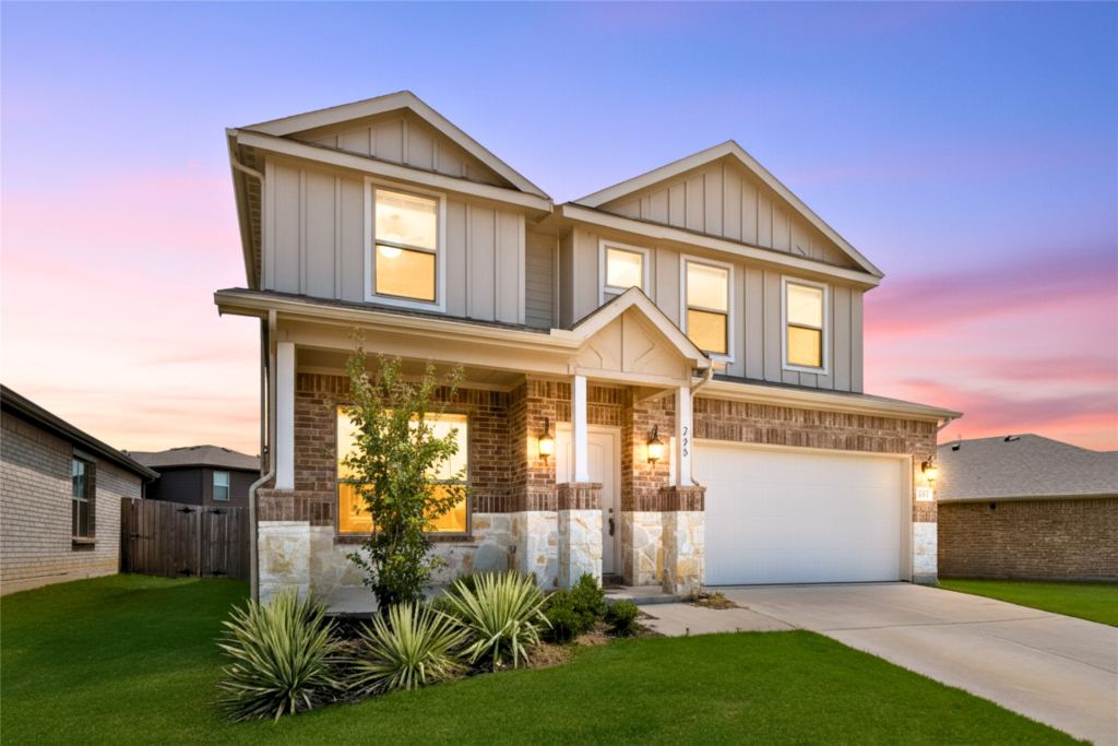313 Woodlands Boulevard, Terrell, TX 75160 — photo 1