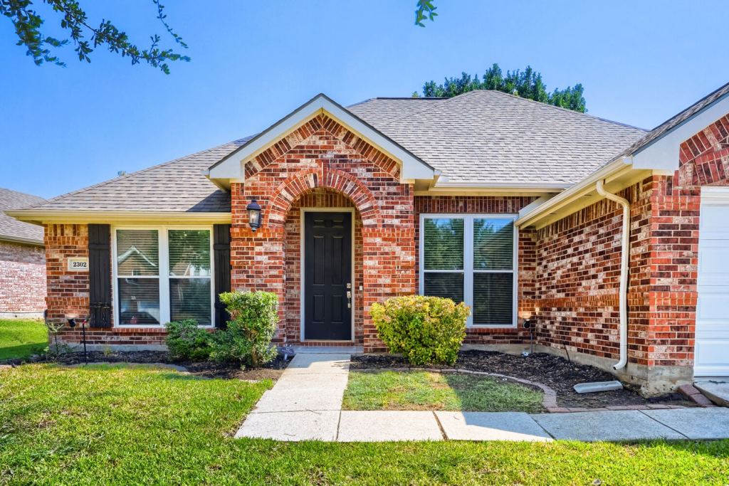 2302 Hodges Place, Mansfield, TX 76063 — photo 1