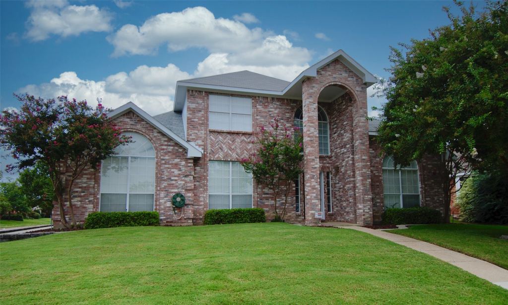 1685 Shannon Drive, Lewisville, TX 75077 — photo 1