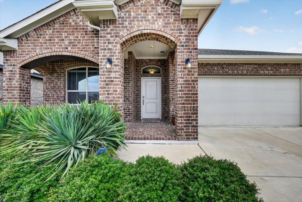 2428 O'Connor Ranch Drive, Weatherford, TX 76087 — photo 1