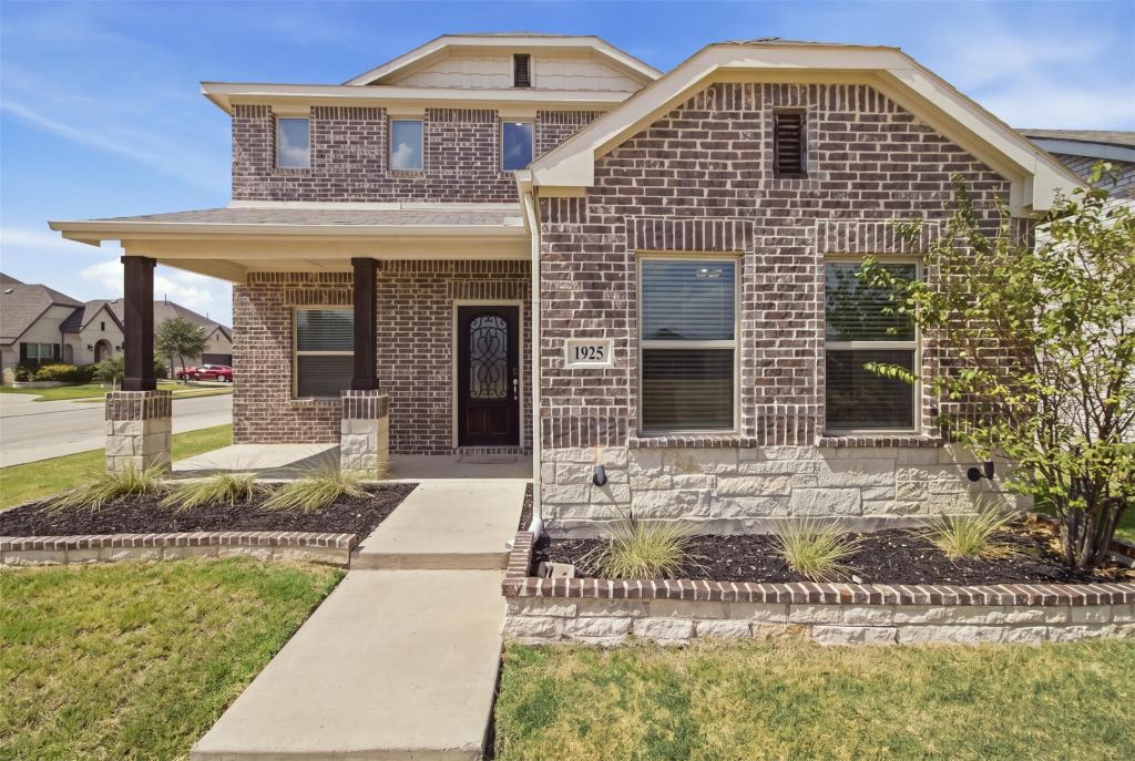 1925 Shiloh Mews, Celina, TX 75009 — photo 1
